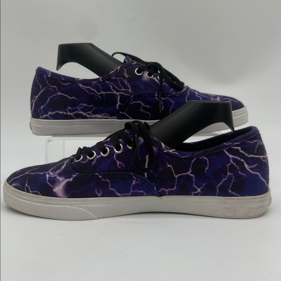 VANS Authentic LoPro Digi Lightning Purple Black White Women's Size 7.0 Men 5.5 - Picture 2 of 16